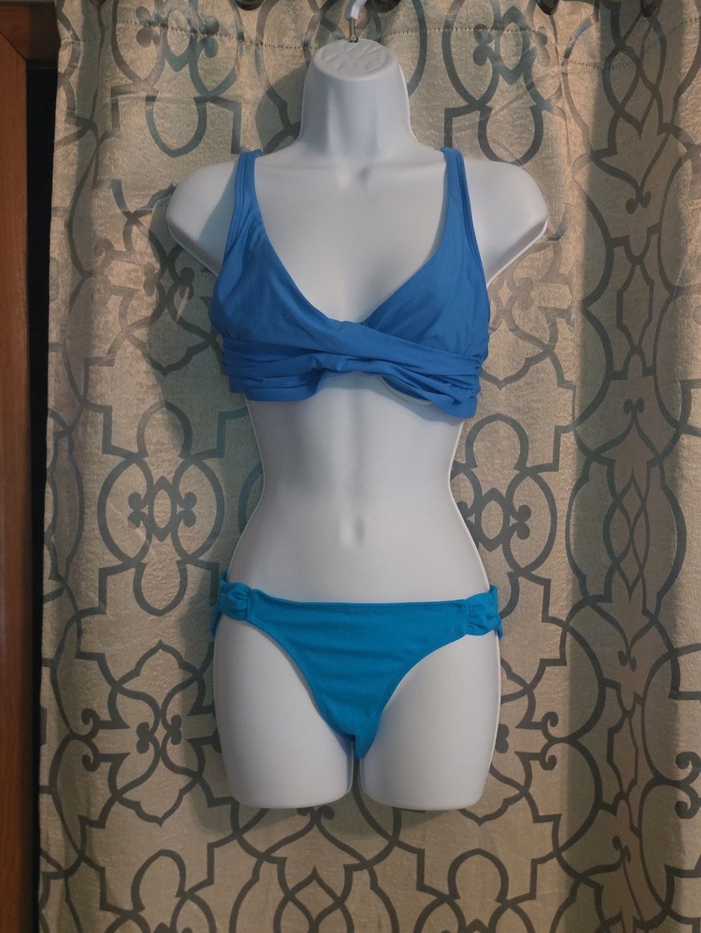 Twist-Front Bright Blue Women's Bikini Set